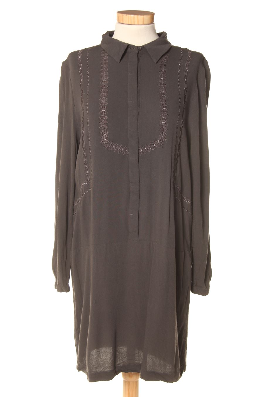 Robe casual Amichi de la taille L, de couleur gris