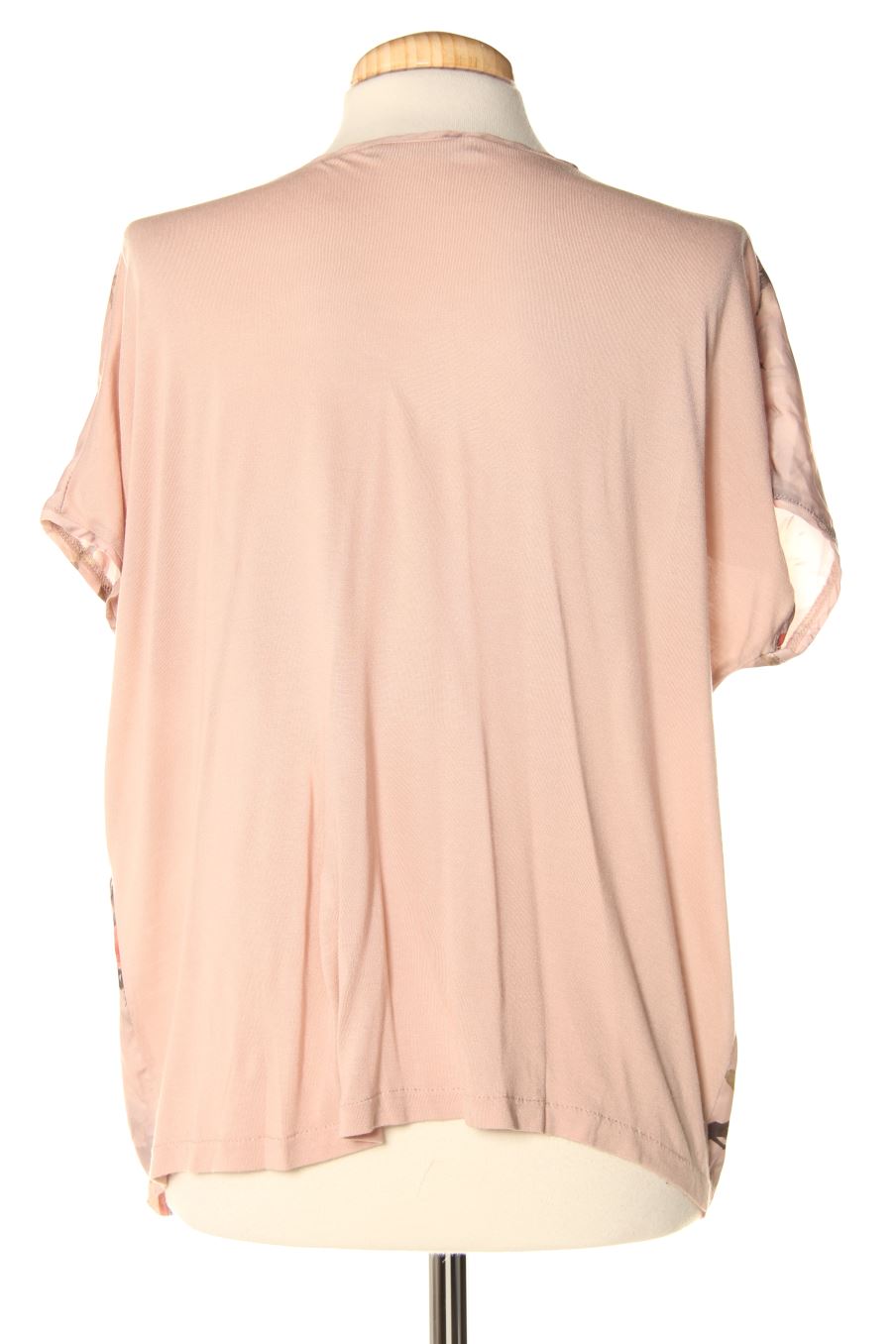 T-shirt Mango de la taille L, de couleur fleurs