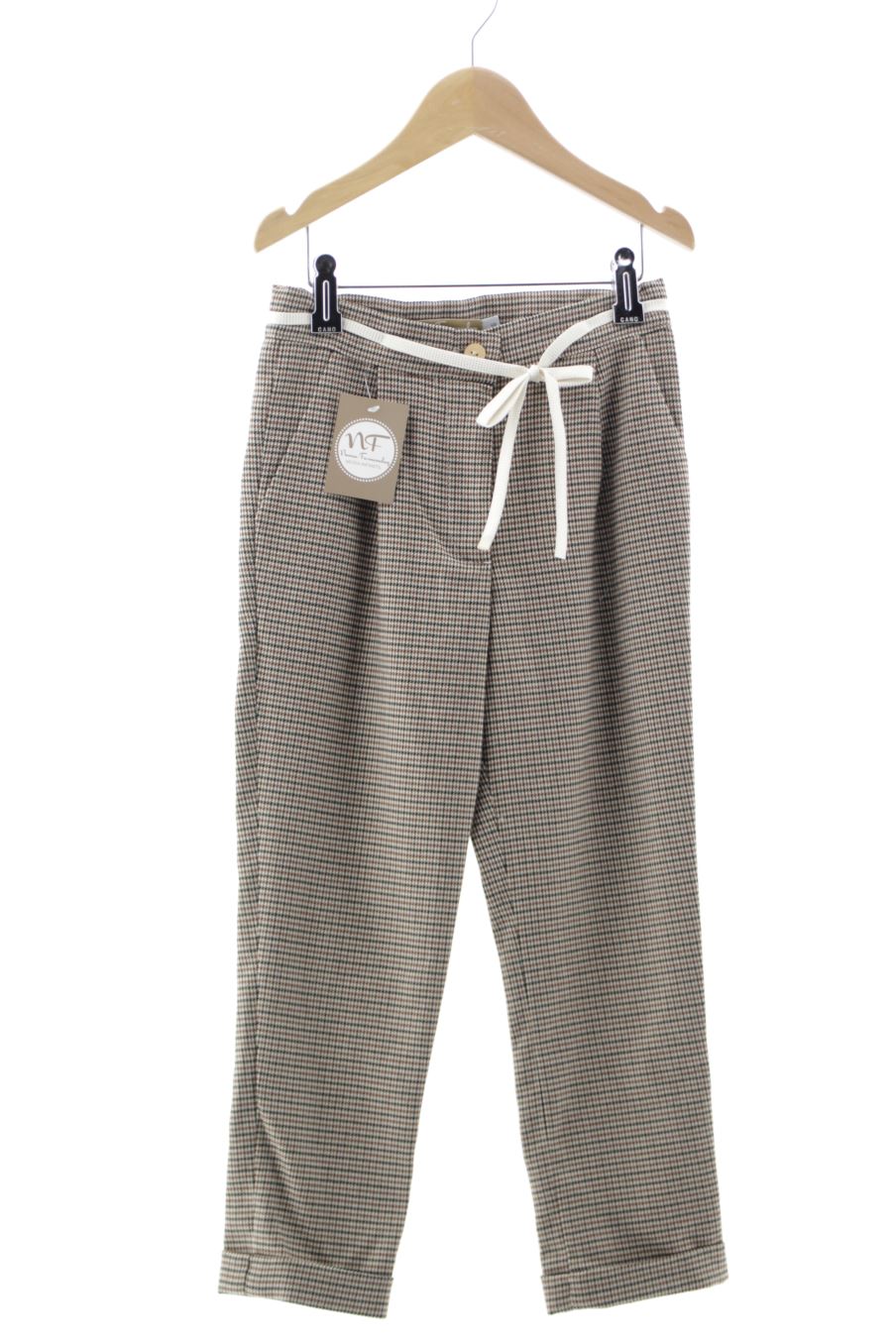 Pantalon NOMAR BARCELONA de la taille 6 ans avec une étiquette