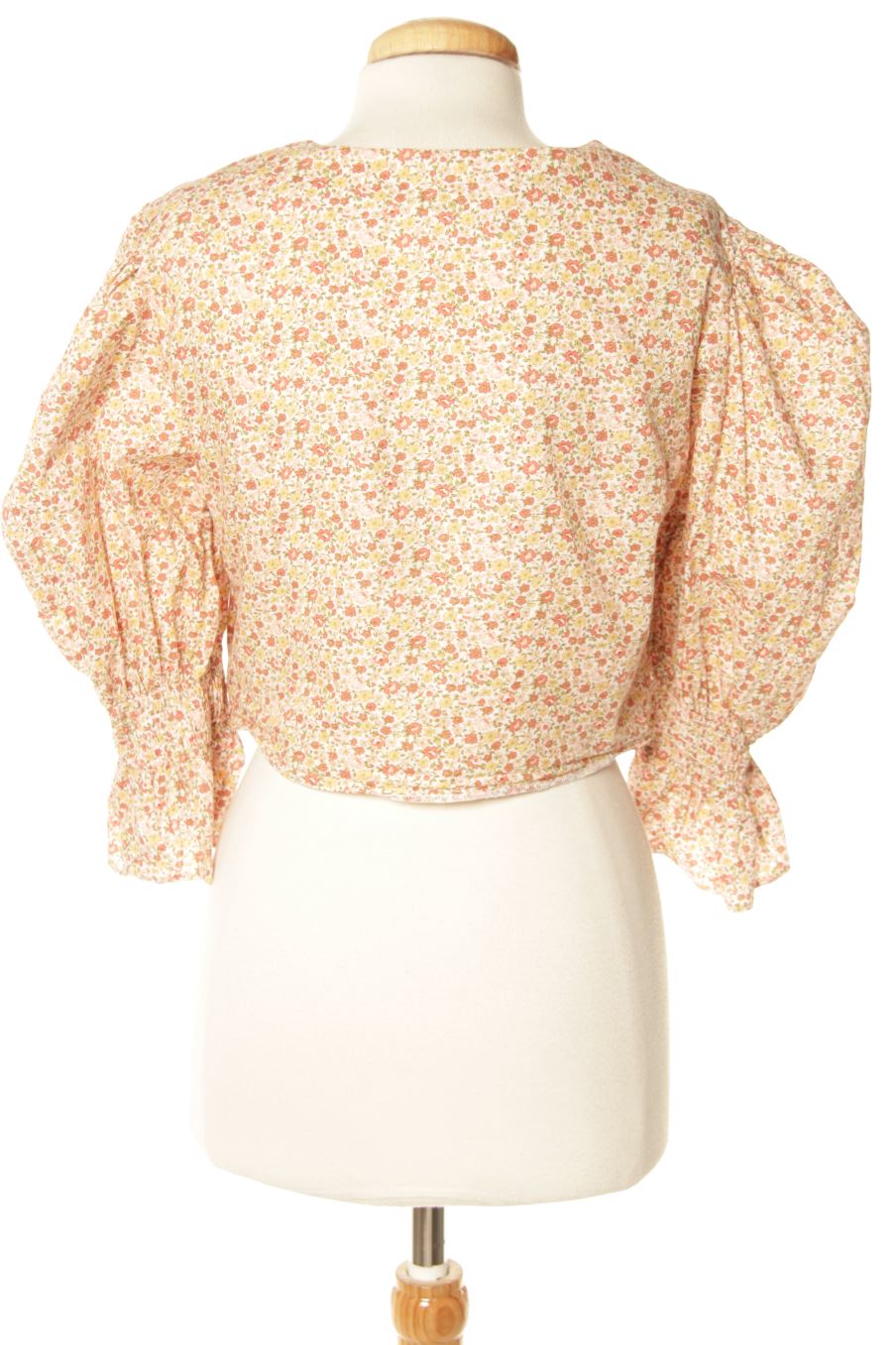 Aufwändiges Top von ASOS Größe 42, Farbe Geblümt, für