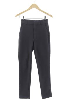 Pantaloni 32 Stradivarius, foto 1 di 2