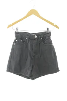 Pantalón corto 32 Pull & Bear, foto 1 de 2