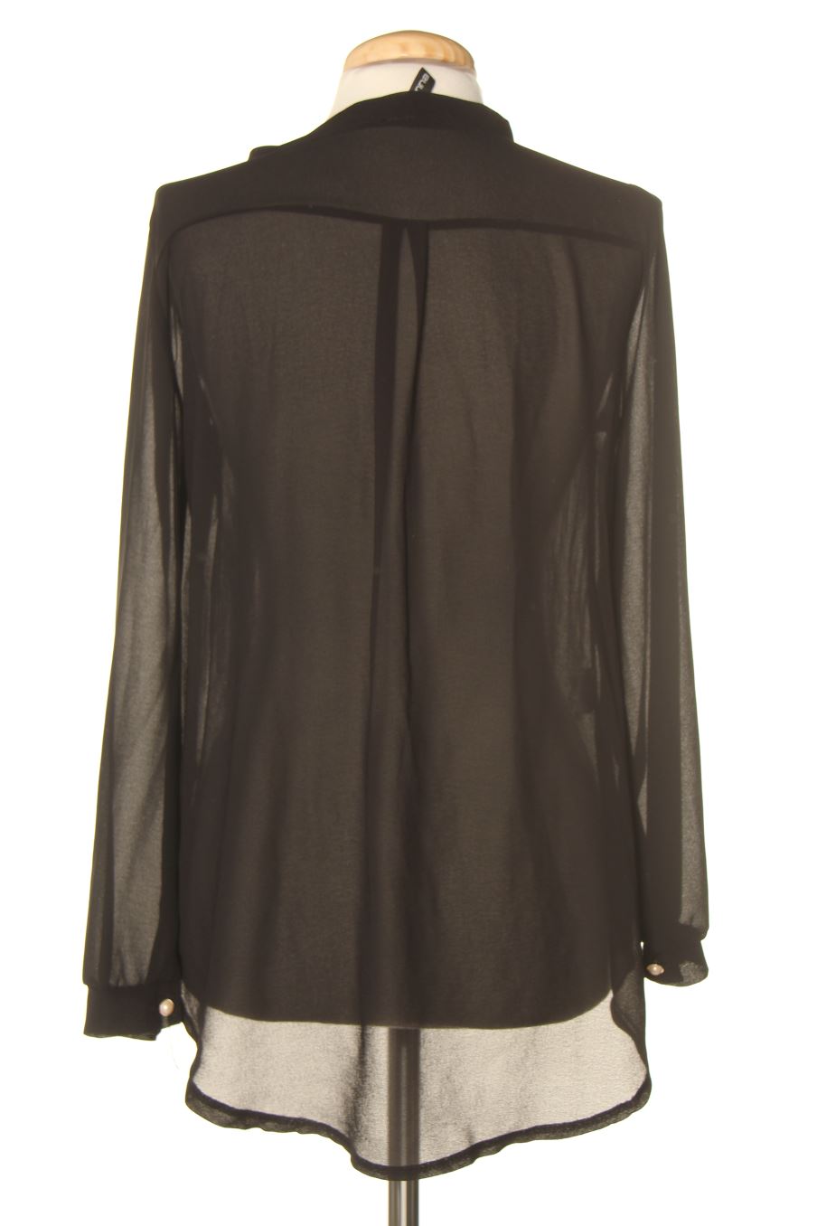 Blouse à manches longues Madonna de la taille S, de couleur noir