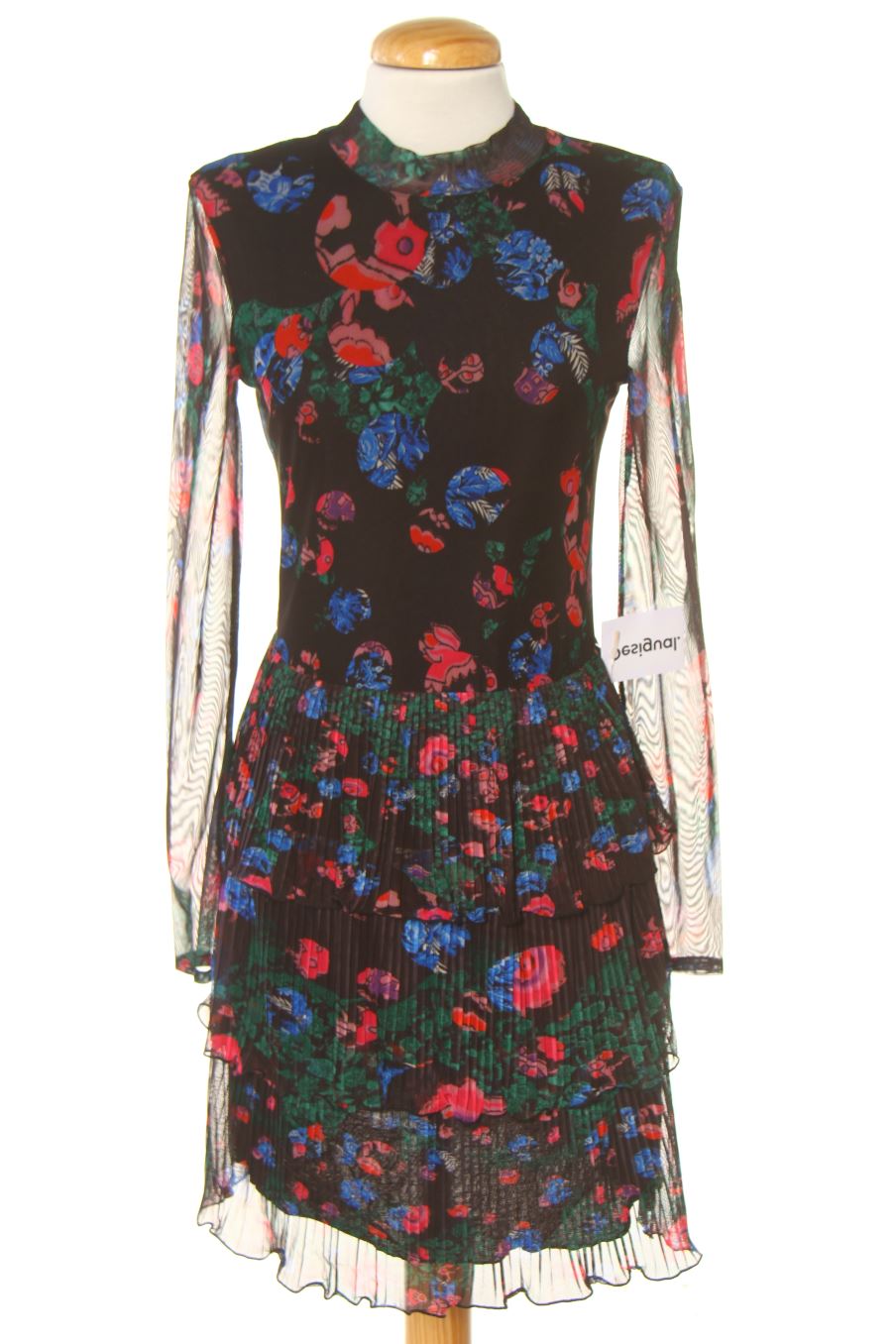 Robe casual Desigual de la taille M, de couleur imprimés