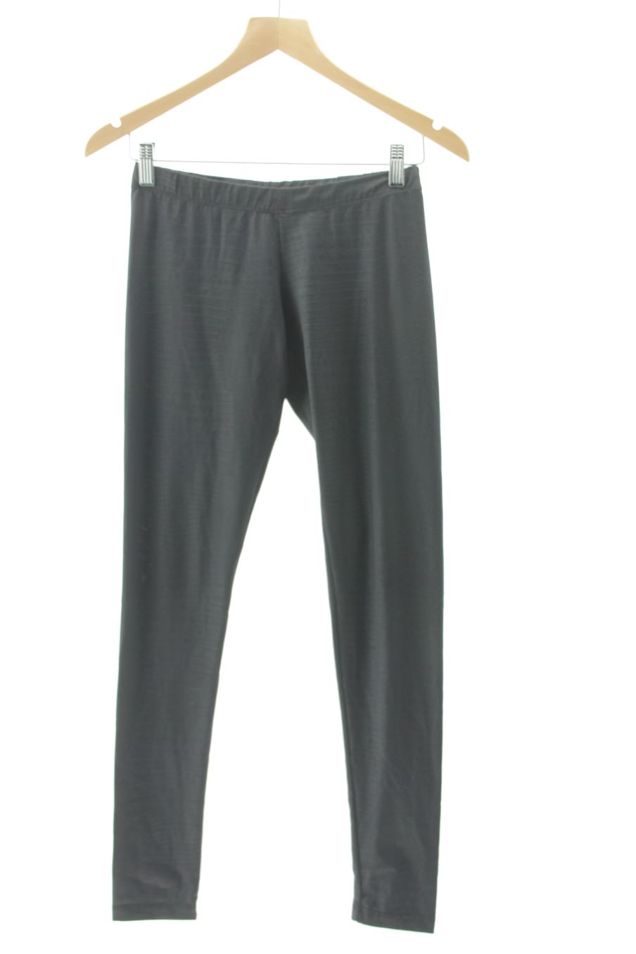 Leggings de Stradivarius de la talla M, de color nero