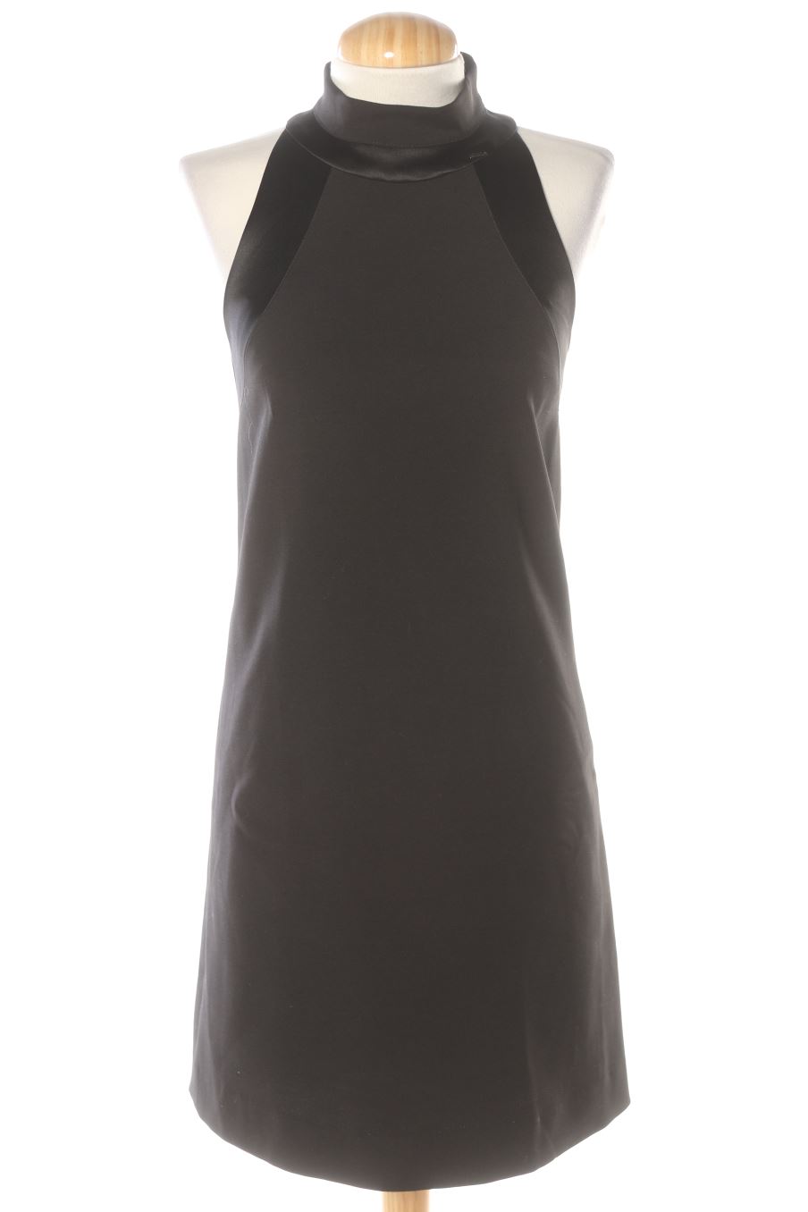 Robe KOCCA de la taille XS, de couleur noir