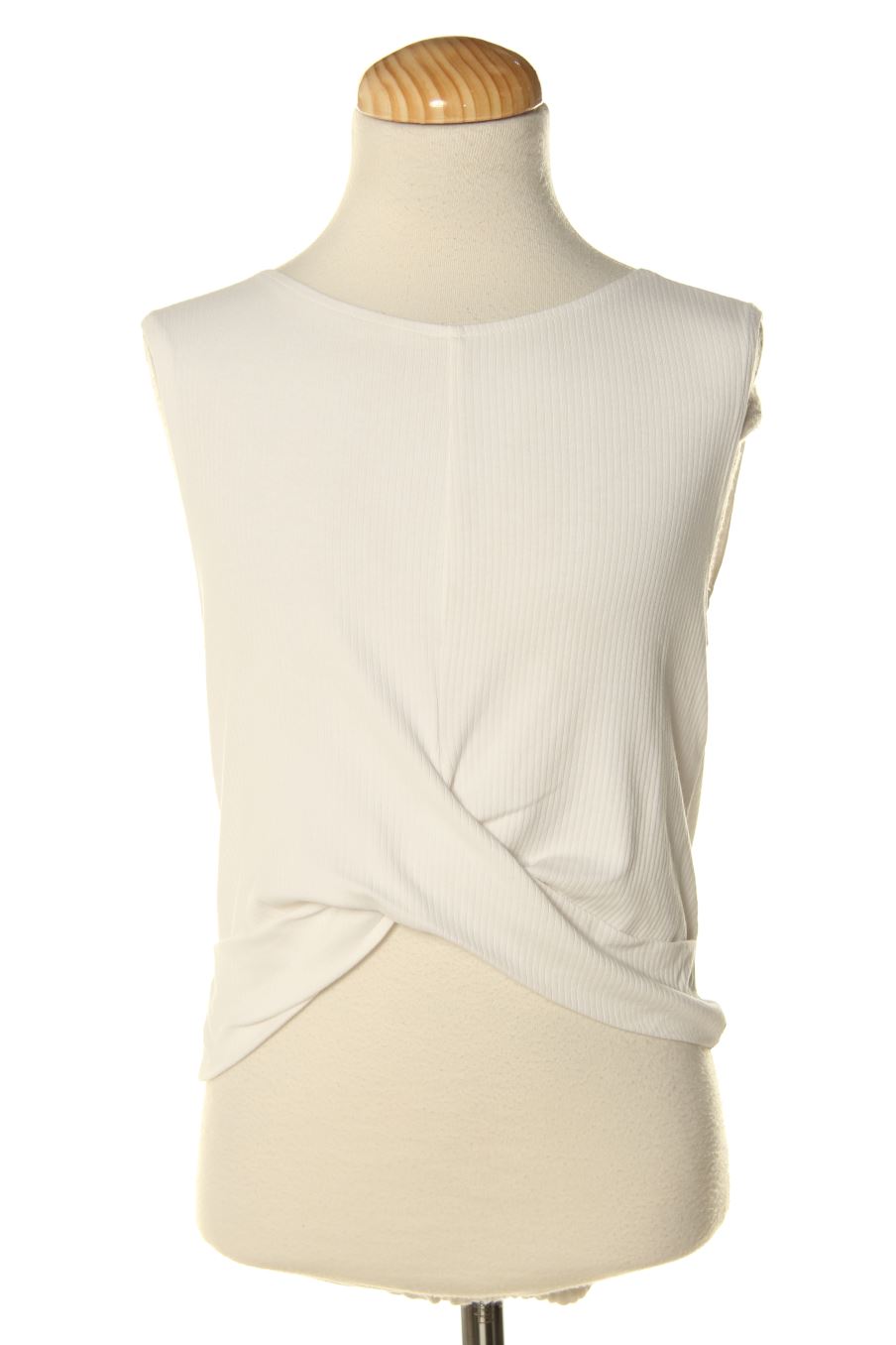 Camiseta sin mangas de Zara de la talla 13 años de segunda mano