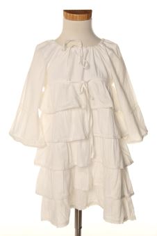 Aufwändiges Kleid 116 The first oulet