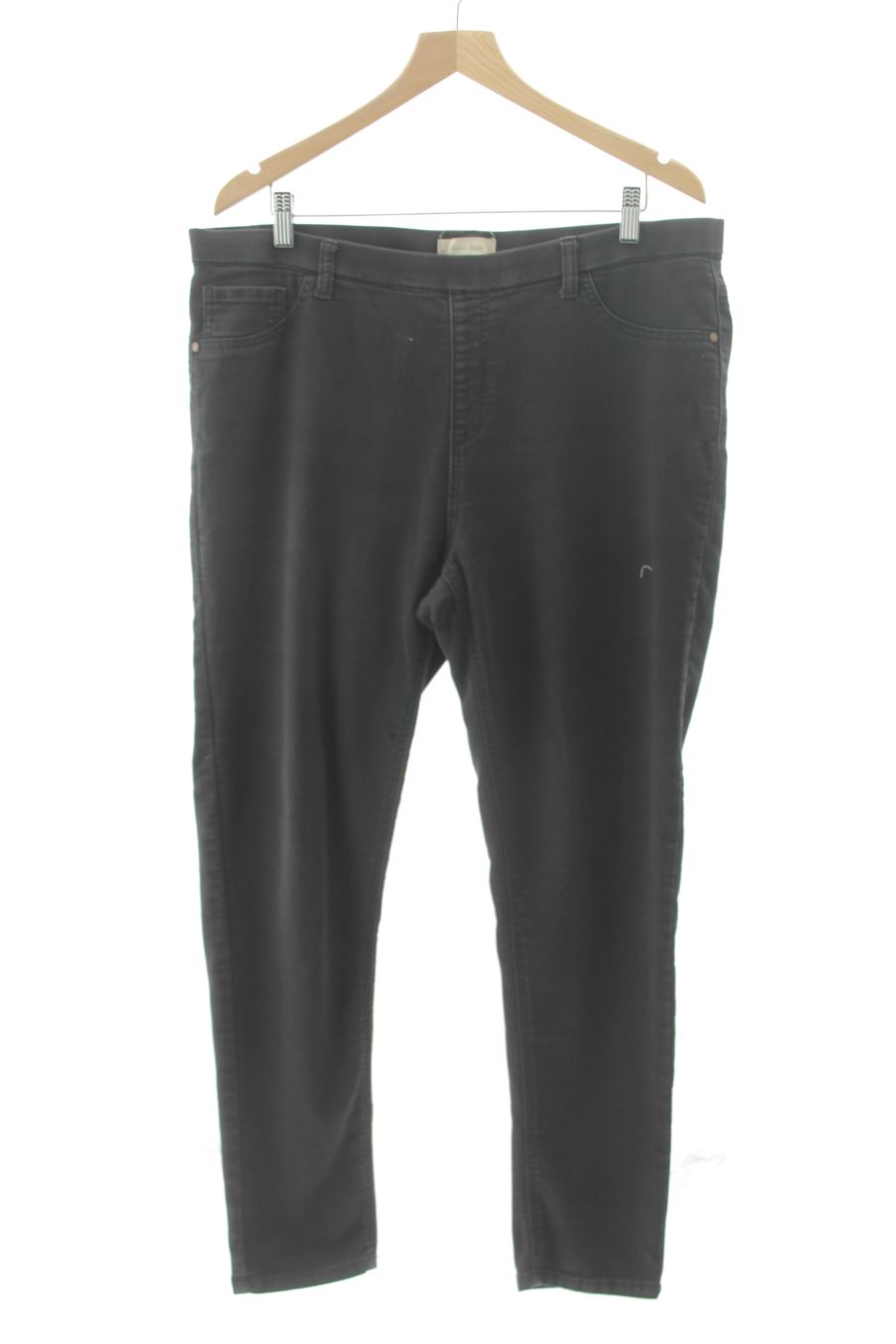 Jeans von OCTOBER Größe XL, Farbe Schwarz, aus Jeanskleidung für