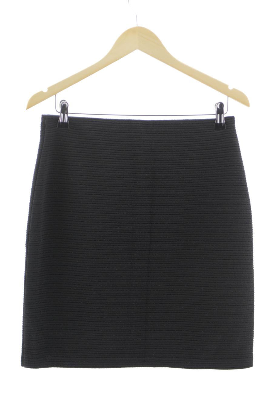 Jupe Street one de la taille 36, de couleur noir