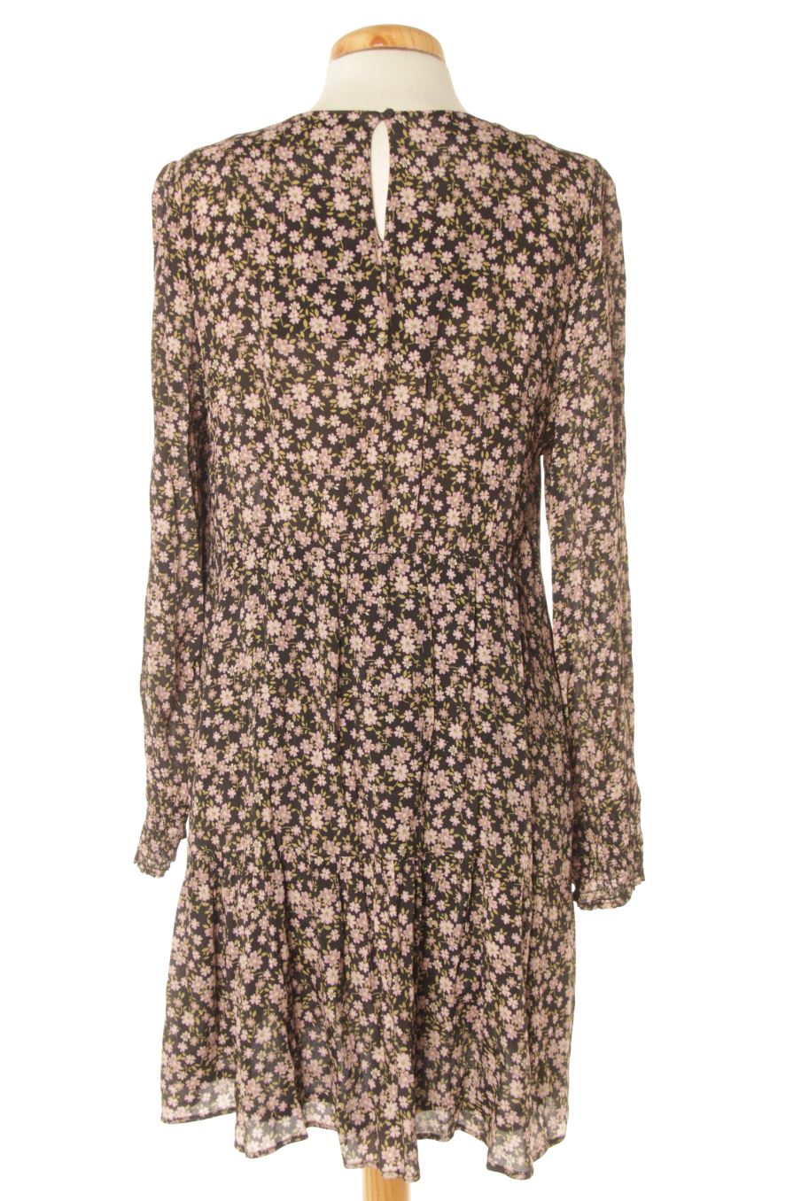 Robe casual EseOese de la taille M, de couleur fleurs