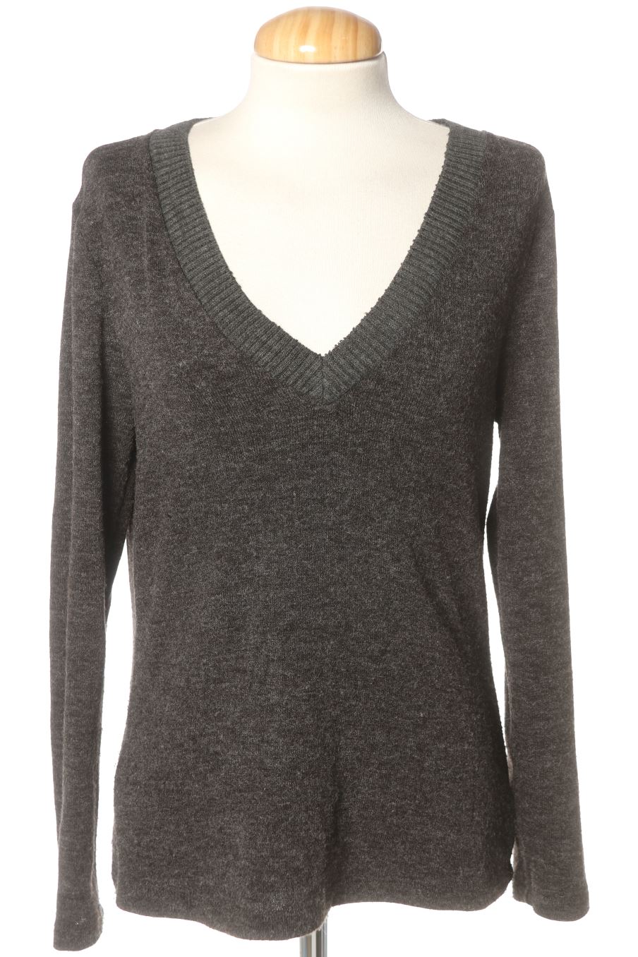 Pull Mango de la taille M, de couleur gris