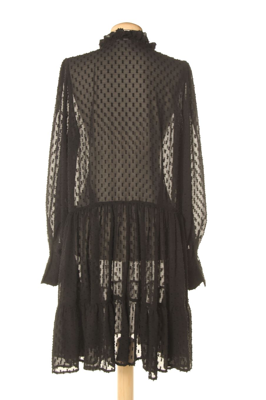 Vestido casual de H&M de la talla 40, de color negro