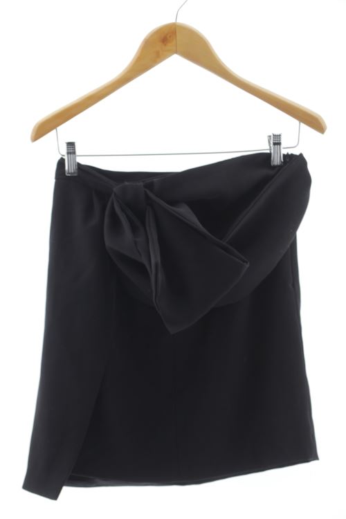 Aufwändiges Top