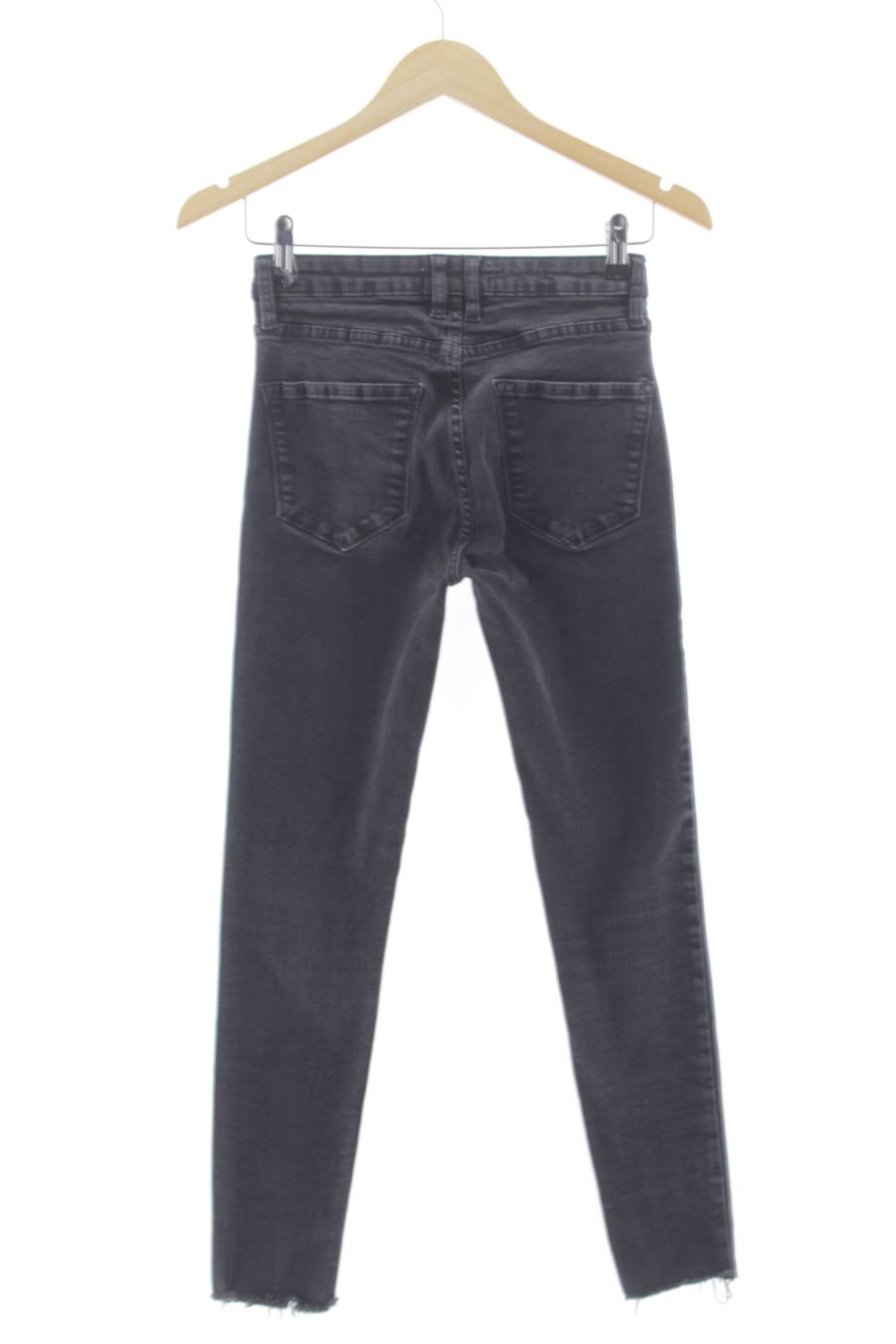 Vaquero de Mango de la talla 36, de color negro de ropa vaquera