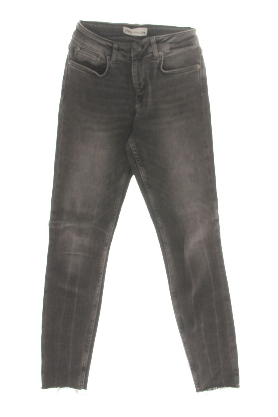Vaqueros de Zara de la talla 36, de color negro de ropa vaquera