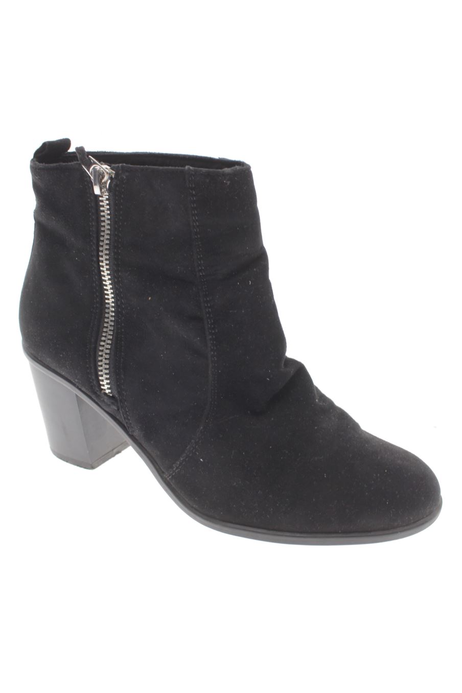 Botines de Bershka de la talla 38, de color negro de