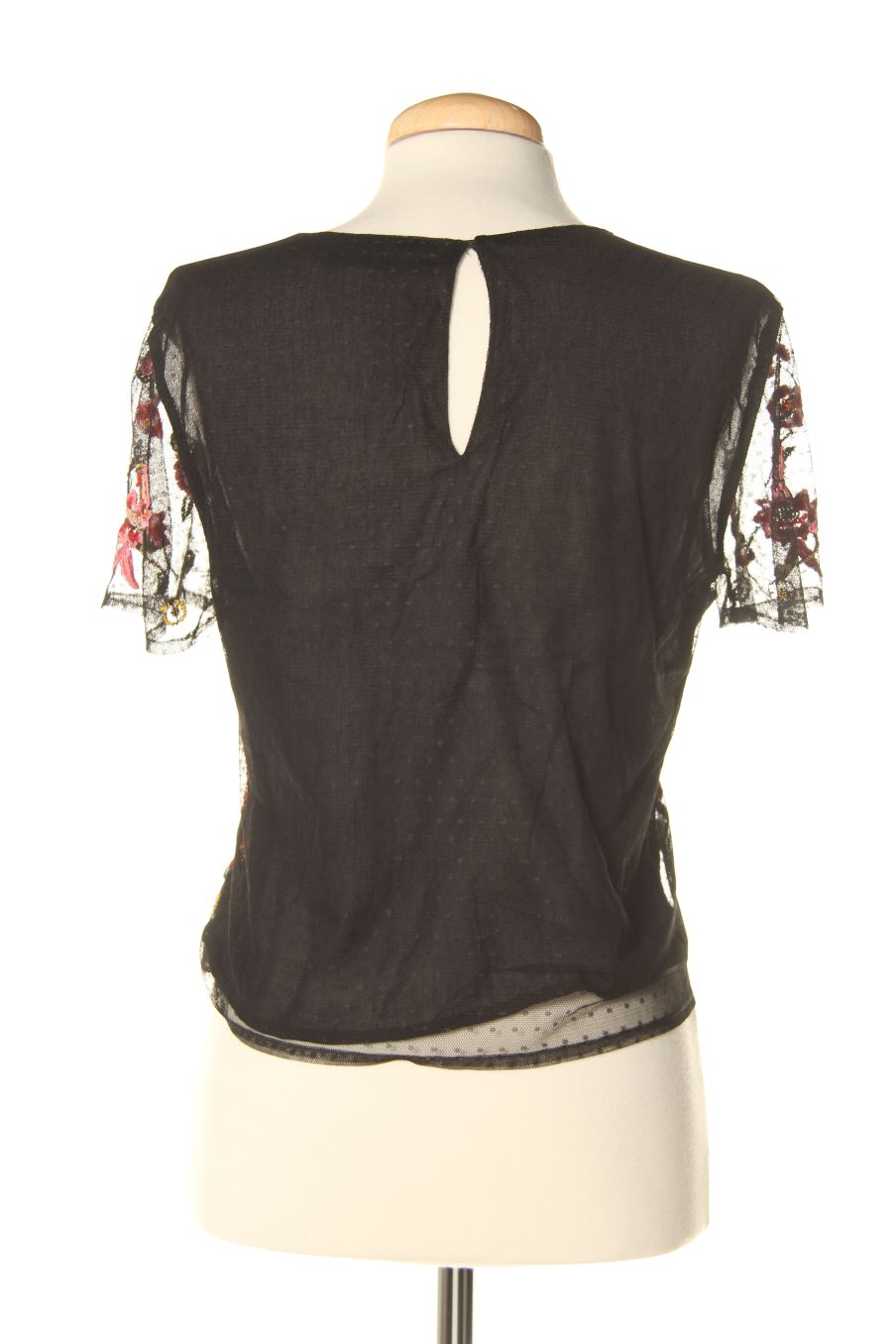 Blusa de manga corta de Zara de la talla M, de color flores