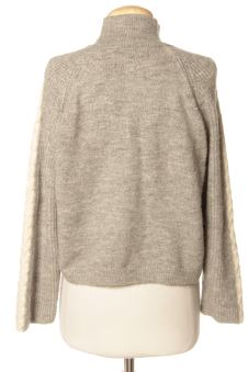 Pull S Stradivarius
