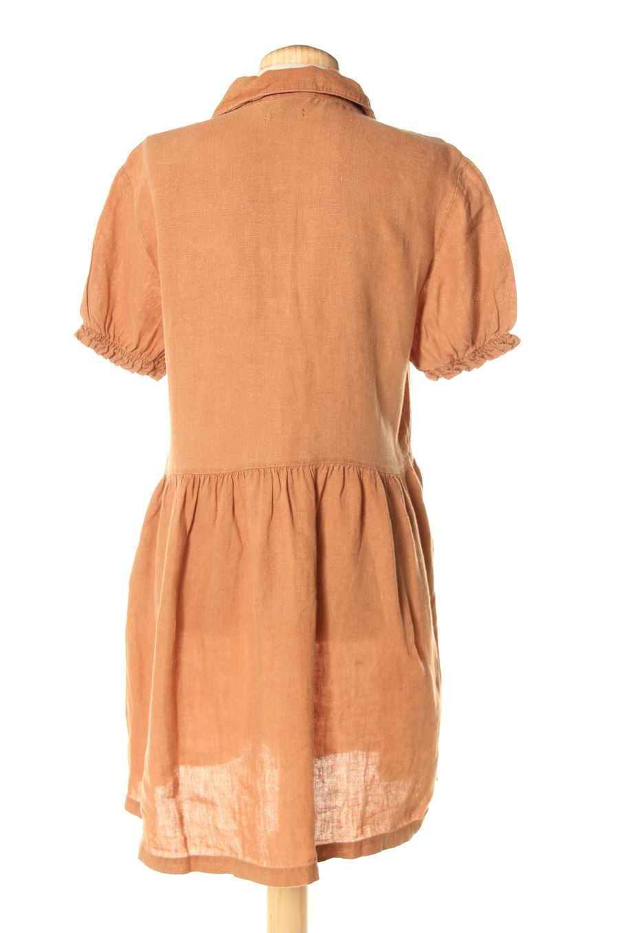 Vestido casual de Zara de la talla S, de color beige