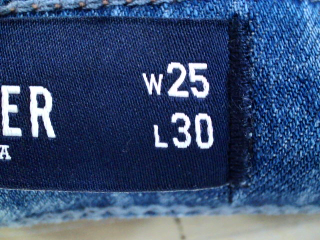 Jeans Hollister de la taille 34, de couleur bleu de denim