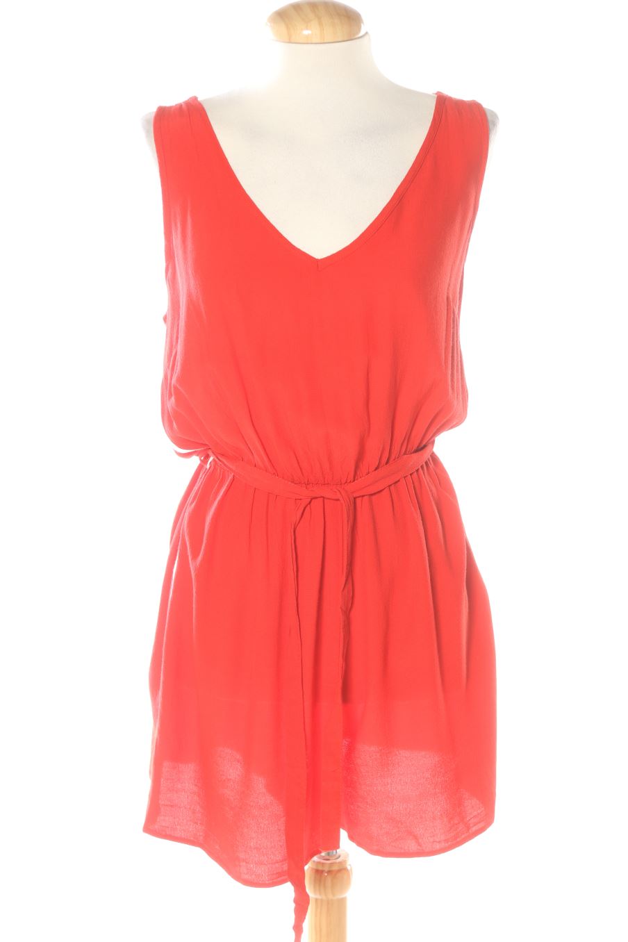 Combinaisons Clockhouse (C&A) de la taille 36, de couleur rouge