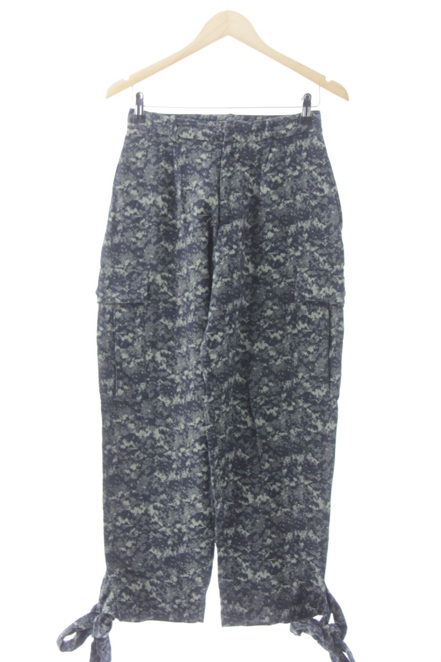 Pantalon Zara de la taille XS, de couleur imprimés