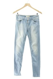 Jeans 34 Stradivarius, foto 1 di 2