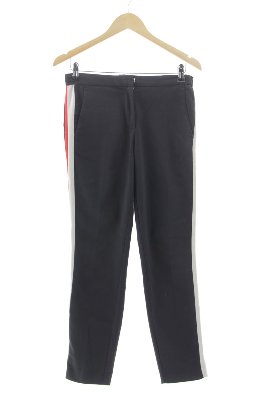 Pantalón de Zara de la talla S, de color negro