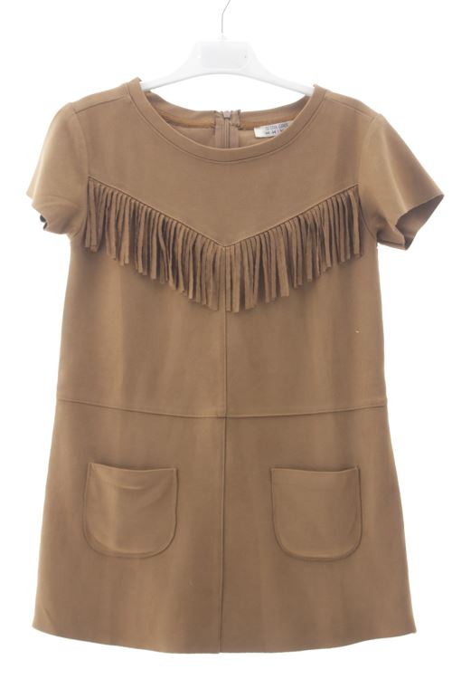 Aufwändiges Kleid