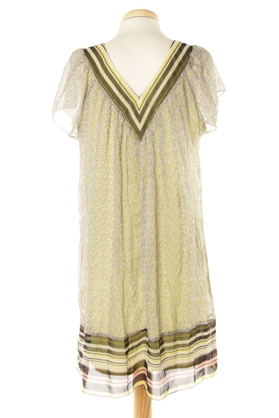 Robe casual One step de la taille 38, de couleur fleurs de soie