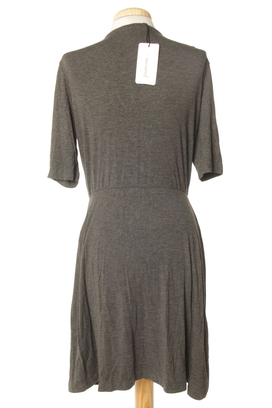 Robe casual Stradivarius de la taille L, de couleur gris