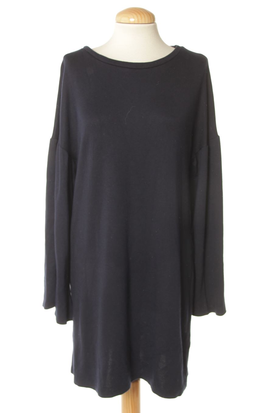 Einfaches Kleid von Zara Größe M, Farbe Marineblau, für