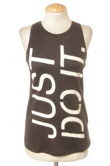 Top deportivo XS Nike