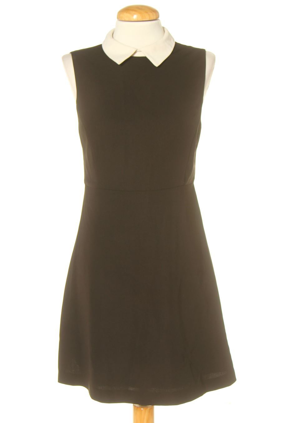 Robe casual Forever 21 de la taille S, de couleur noir