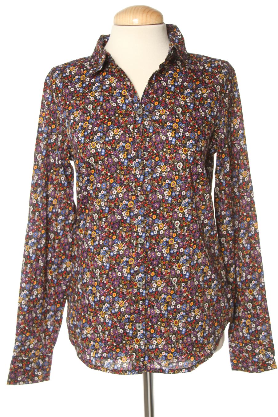 Camisa de Benetton de la talla XS, de color flores