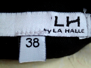 Aufwändiger Rock von La Halle Größe 38, Farbe Schwarz, für