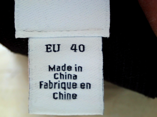 Pantalon Vila de la taille 40, de couleur carreaux