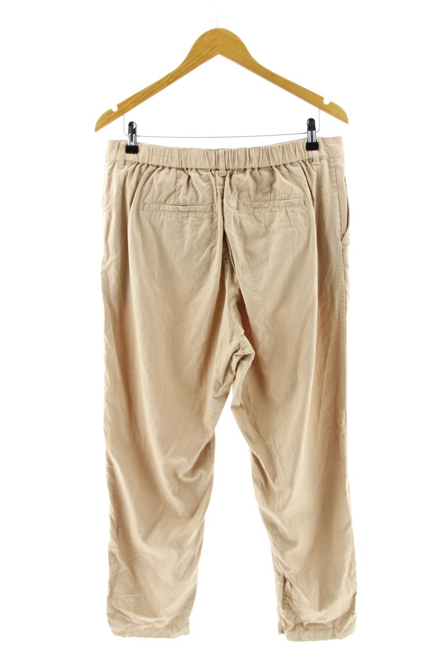 Pantalon Uniqlo de la taille 40, de couleur beige