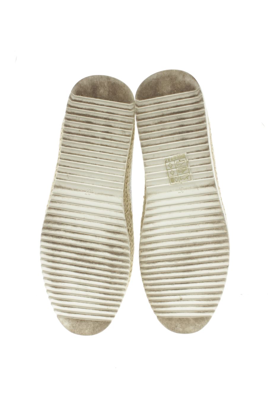 Zapatos planos de R and BE de la talla 37, de color plateado de