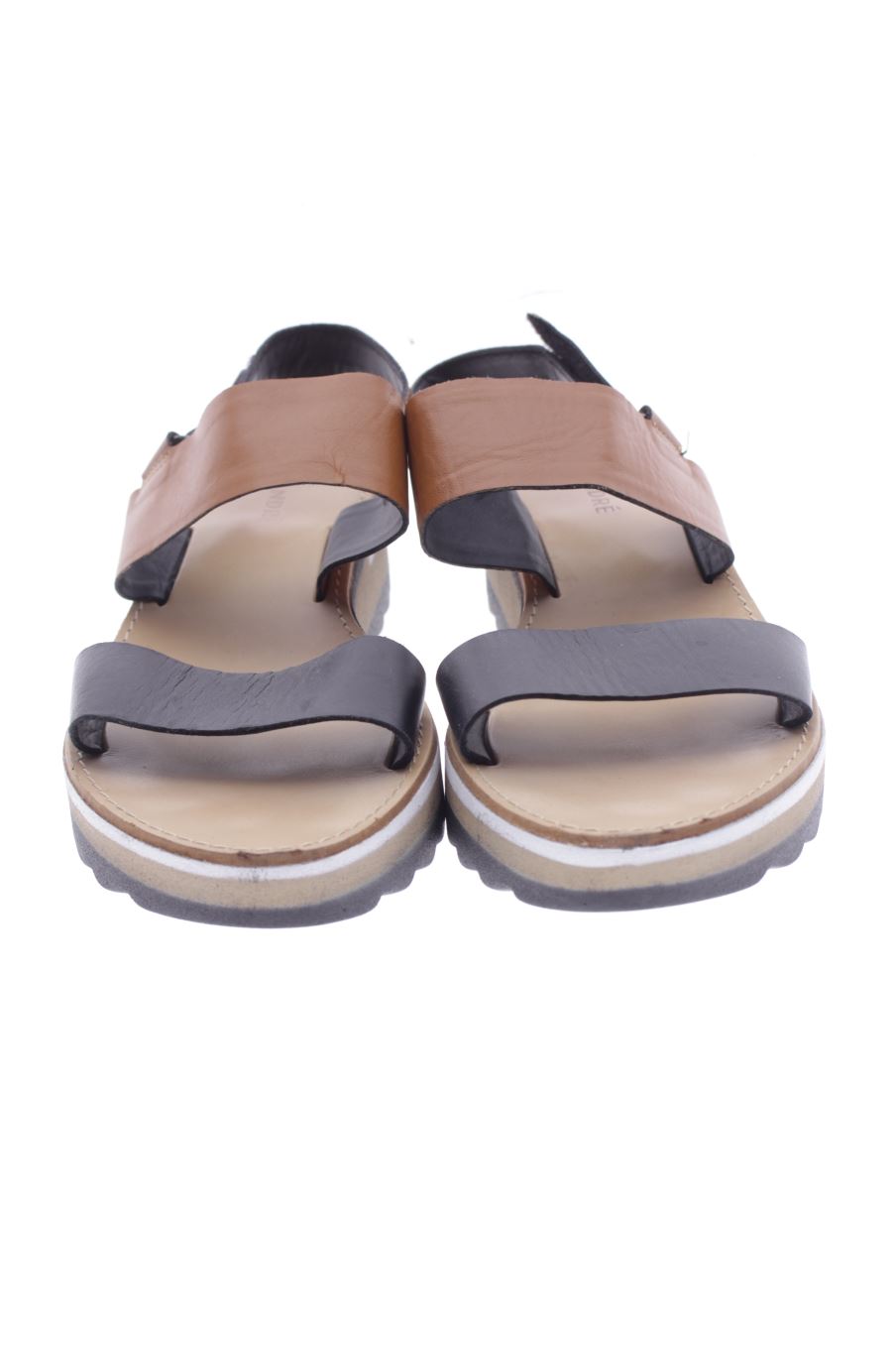 Sandalias planas de André de la talla 40, de color marrón de