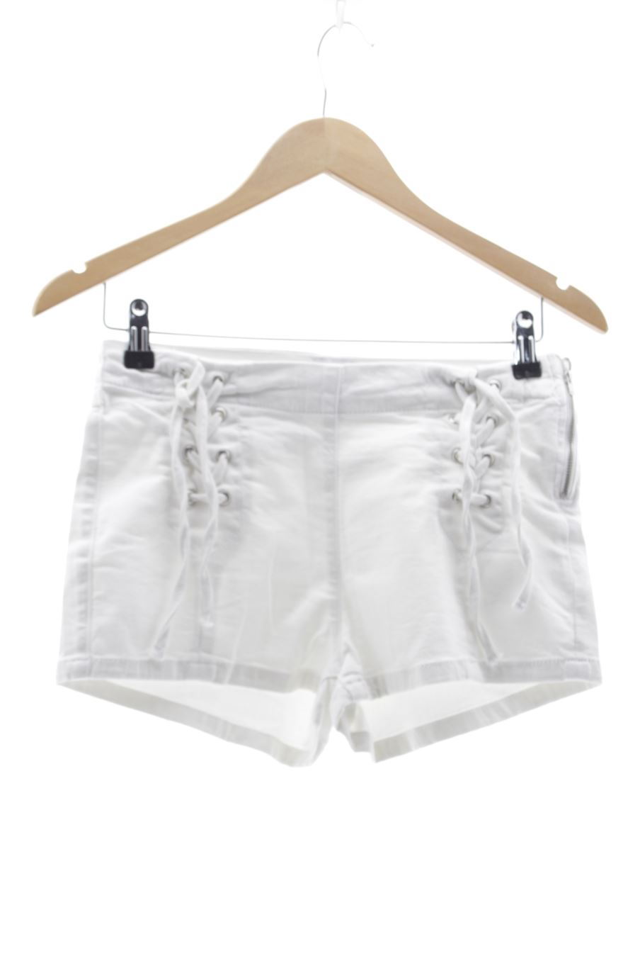 Shorts BDG de la taille M, de couleur blanc de denim
