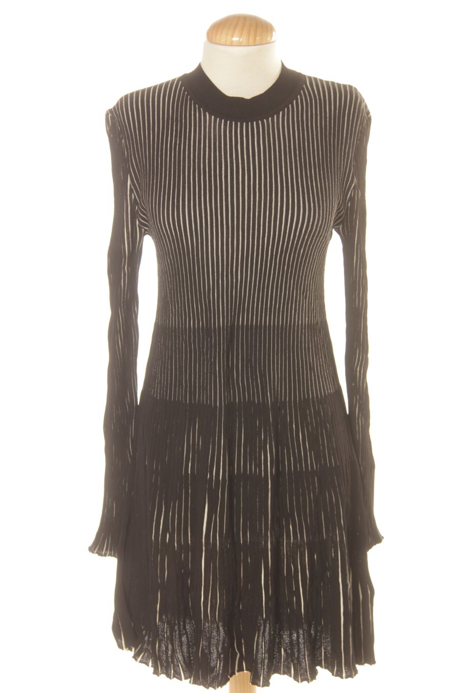 Robe casual Desigual de la taille M, de couleur imprimés