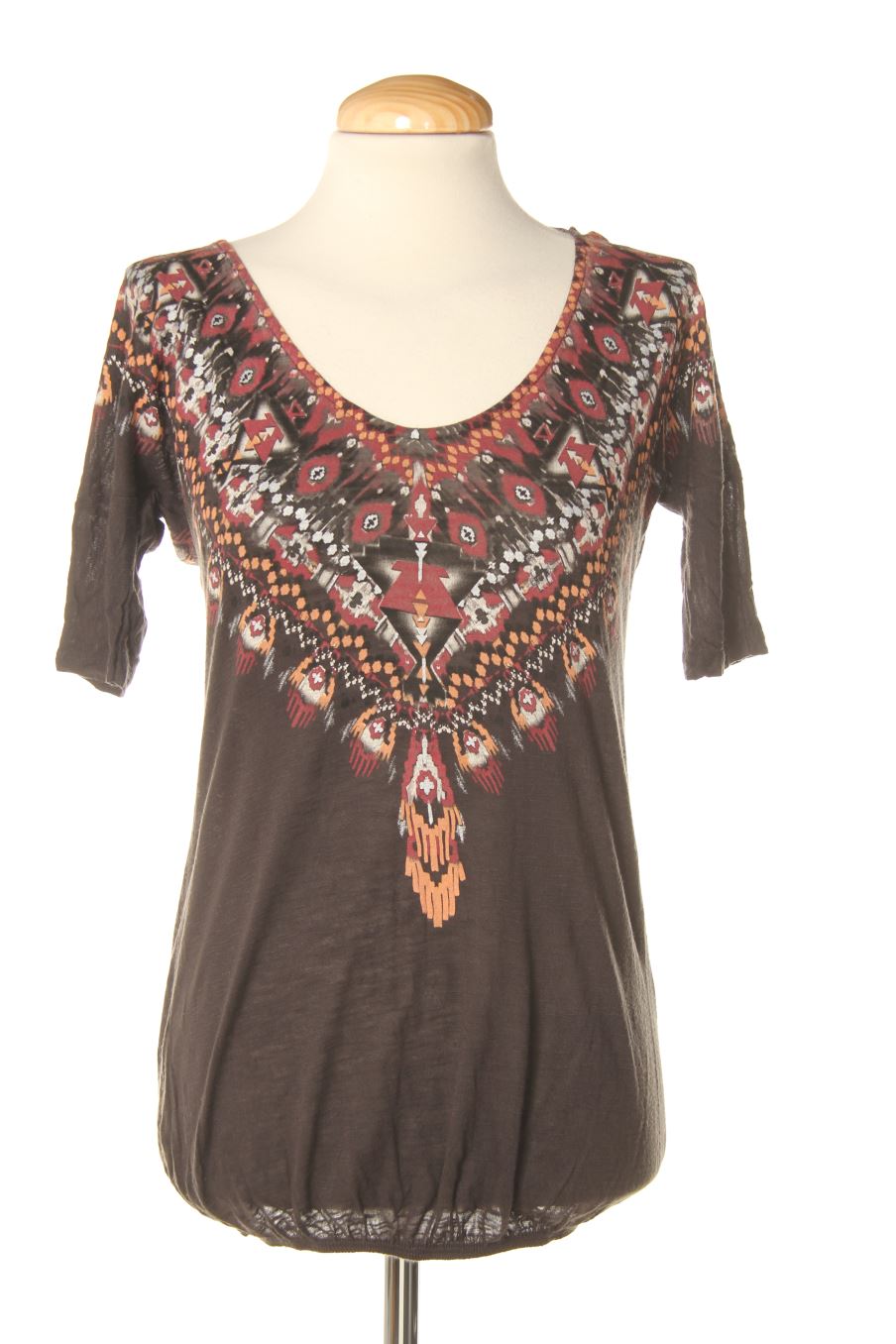 T-shirt Bershka de la taille S, de couleur imprimés