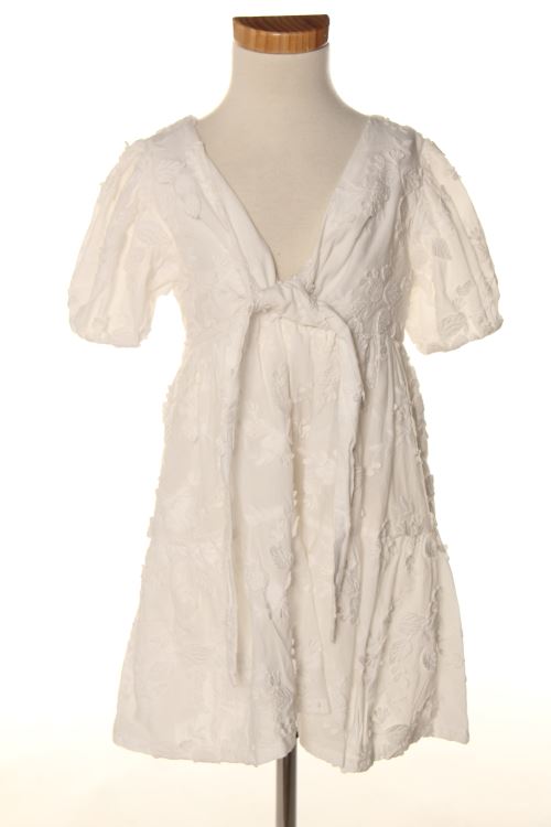 Aufwändiges Kleid