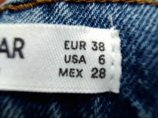 Jeans Pull & Bear de la taille 38, de couleur bleu de denim