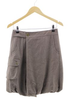 Aufwändiger Rock 36 1060