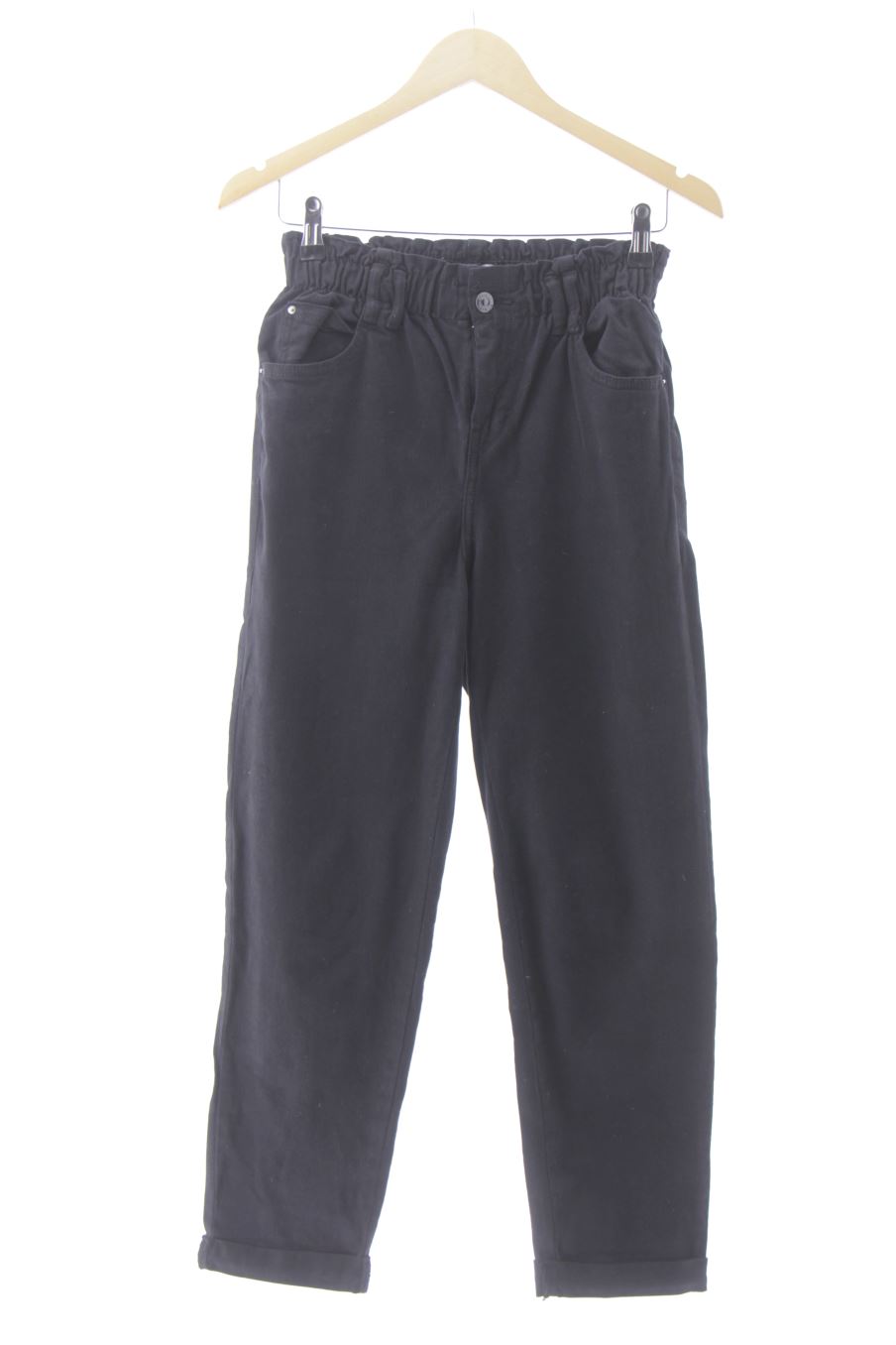 Jeans Bershka de la taille 34, de couleur noir de denim