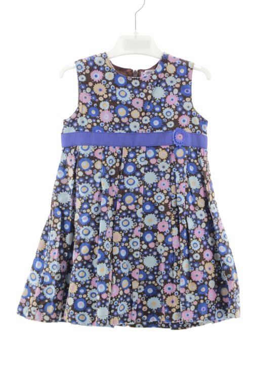 Aufwändiges Kleid