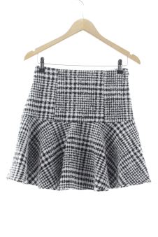 Aufwändiger Rock 34 NA-KD